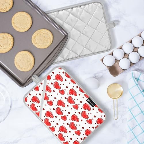 Love Pattern Valentines Pot Holder Set