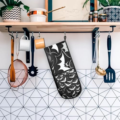 Scare-Catching Halloween Bats Oven Mitts