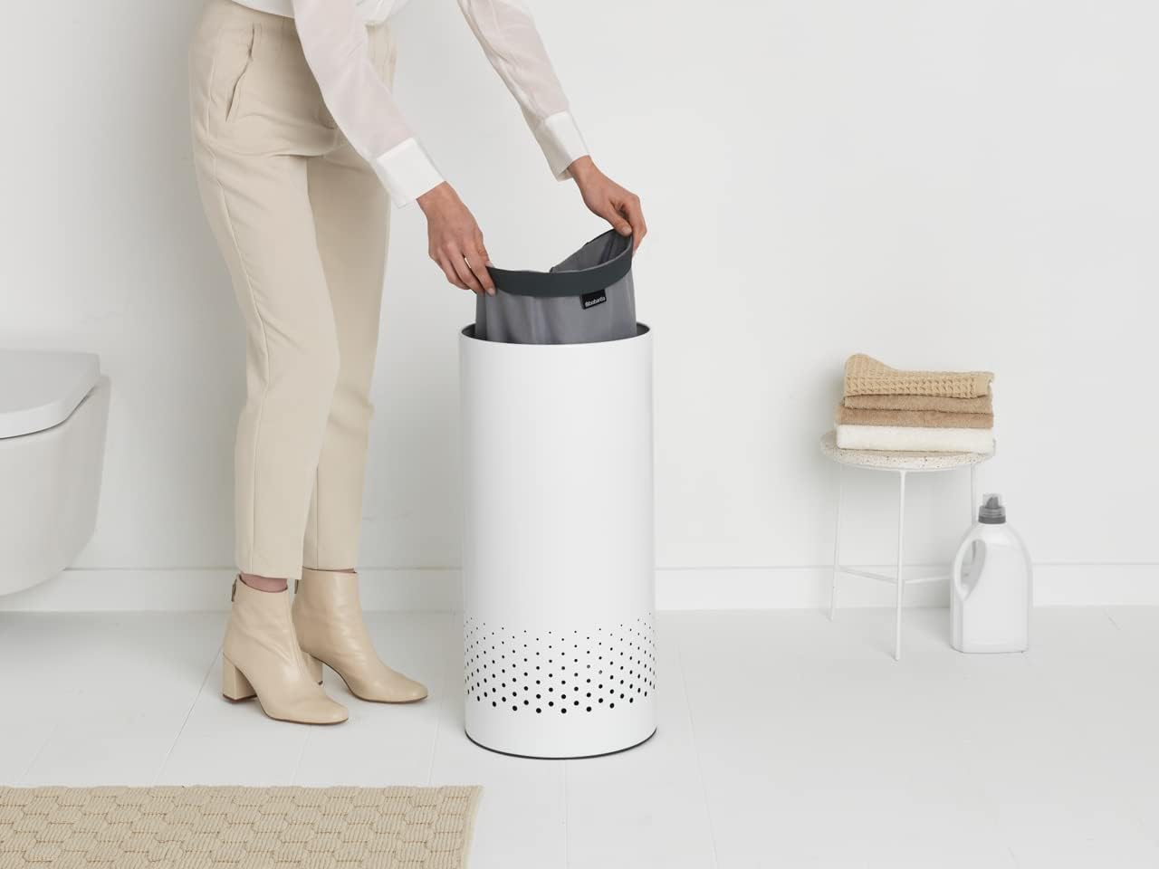 Stylish 9-Gal Laundry Hamper