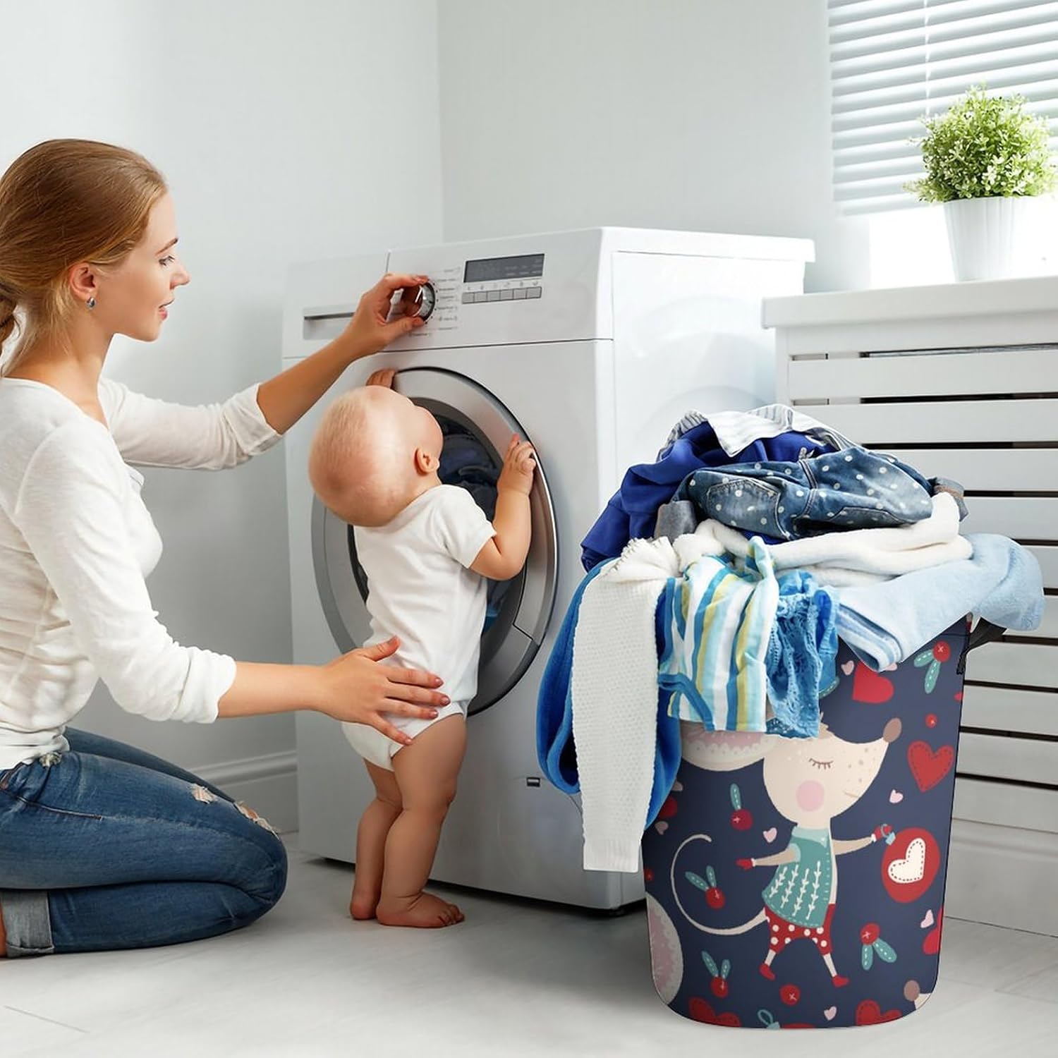 Perfect for Families Students Cute Mouse Design Collapsible Laundry Basket