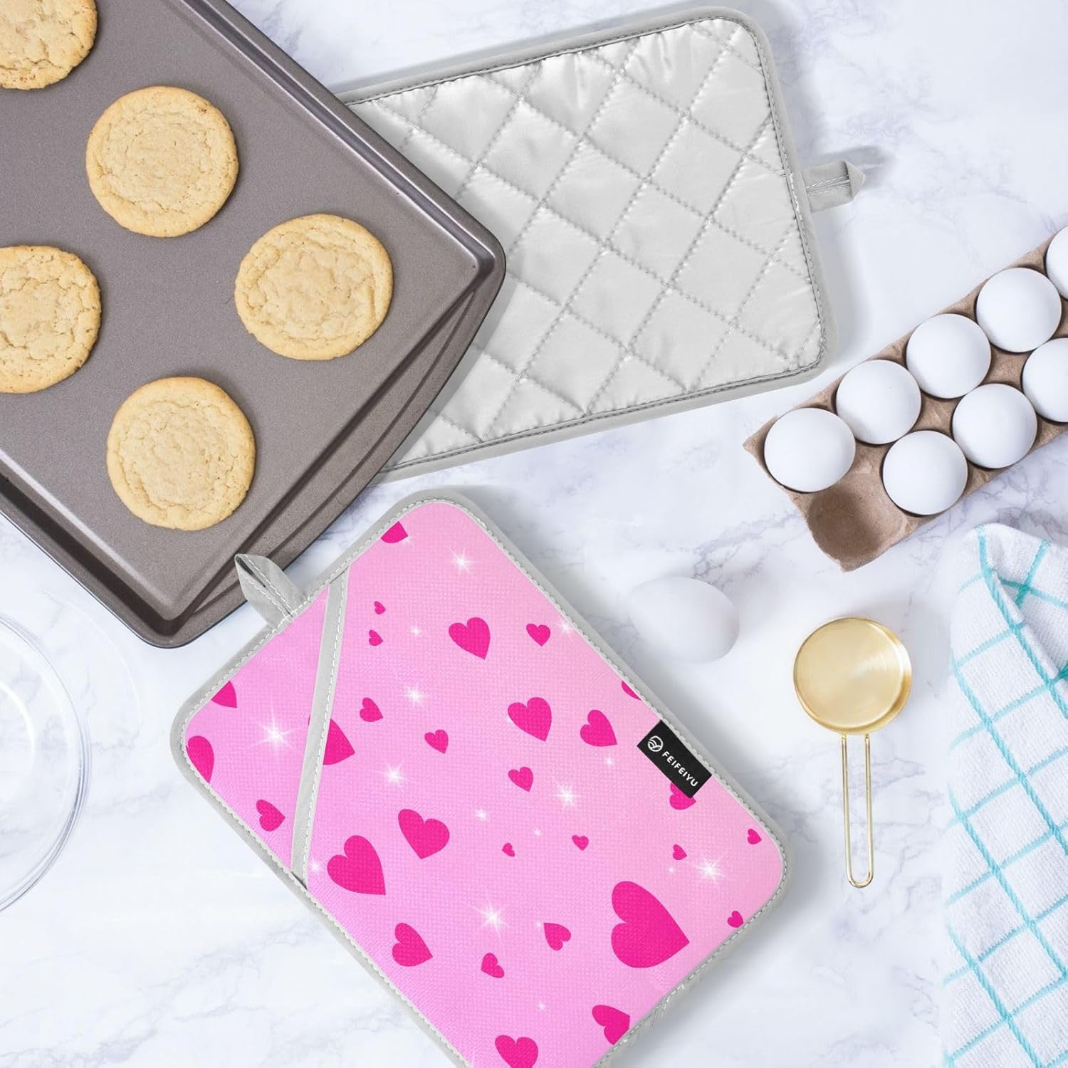 Perfect Heat-Resistant Pink Heart Potholders for Kitchen Use