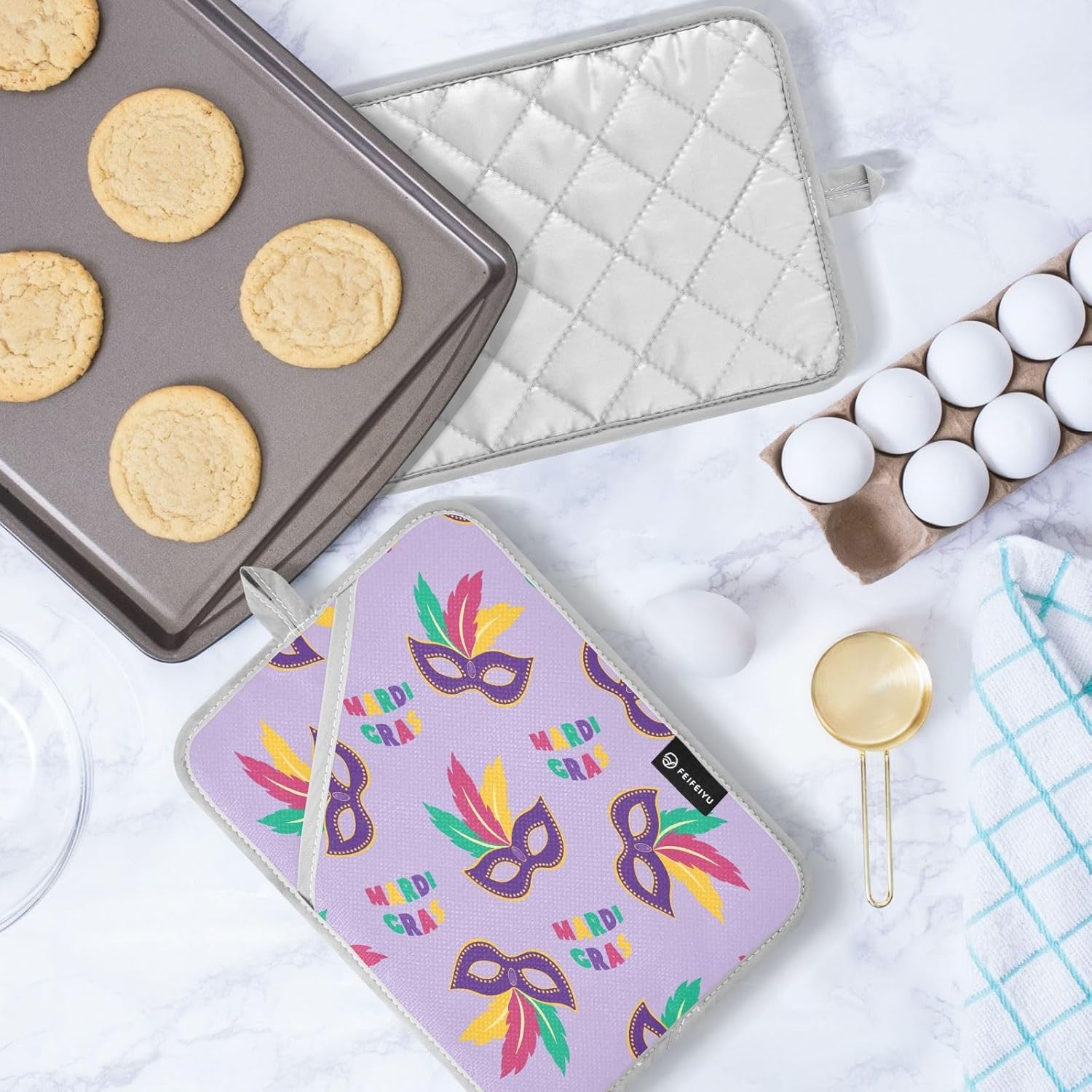 Mardi Gras Pot Holder Set 2-Piece