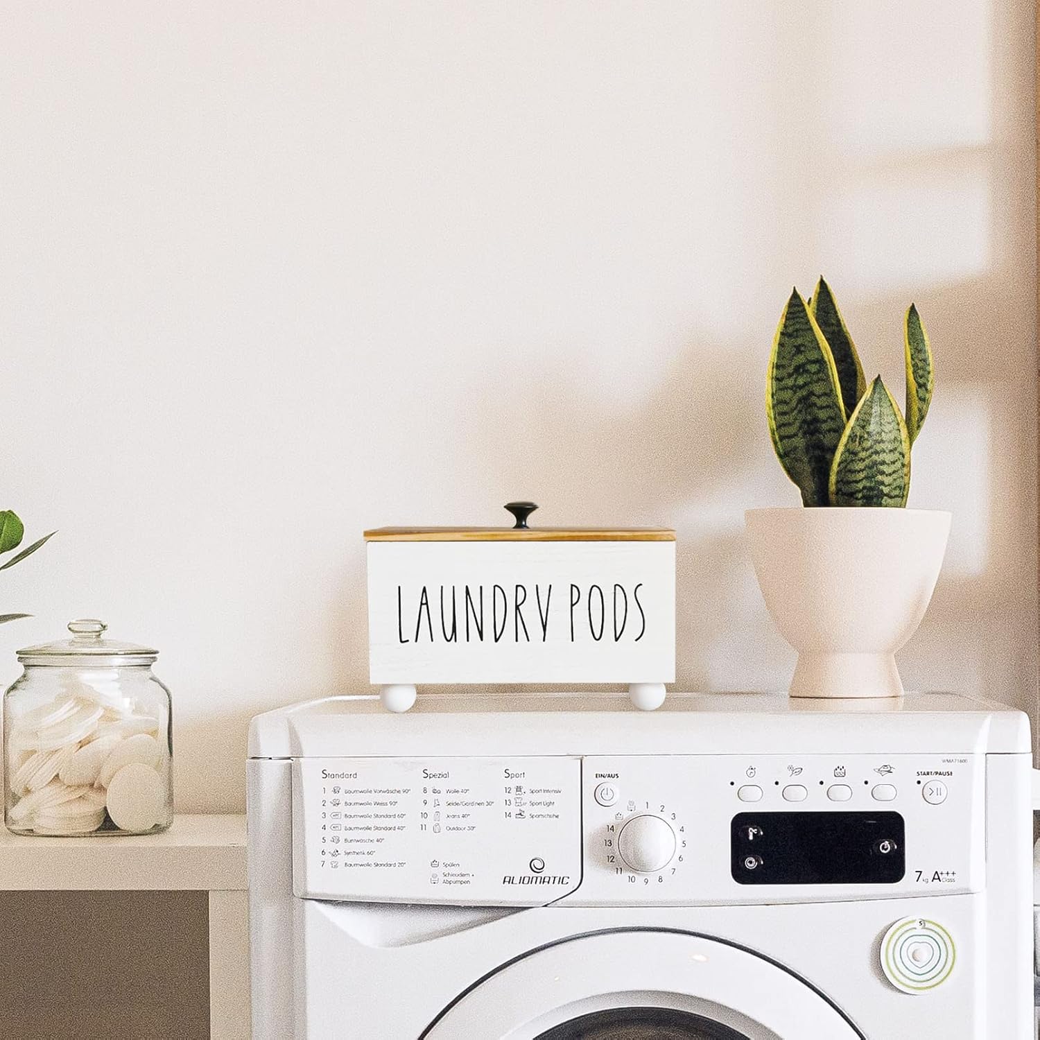 Sturdy Wooden Laundromat Storage with Farmhouse Style Lid