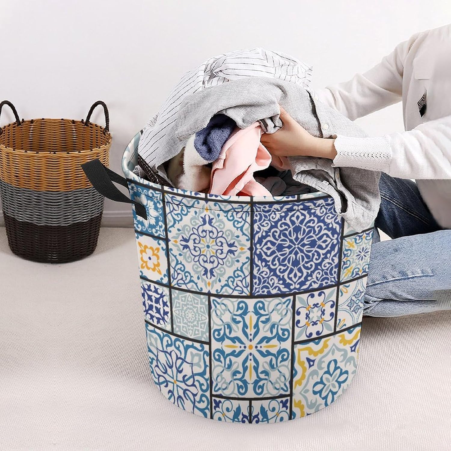 Durable Retro Laundry Hamper Waterproof Storage Solution for Home Travel