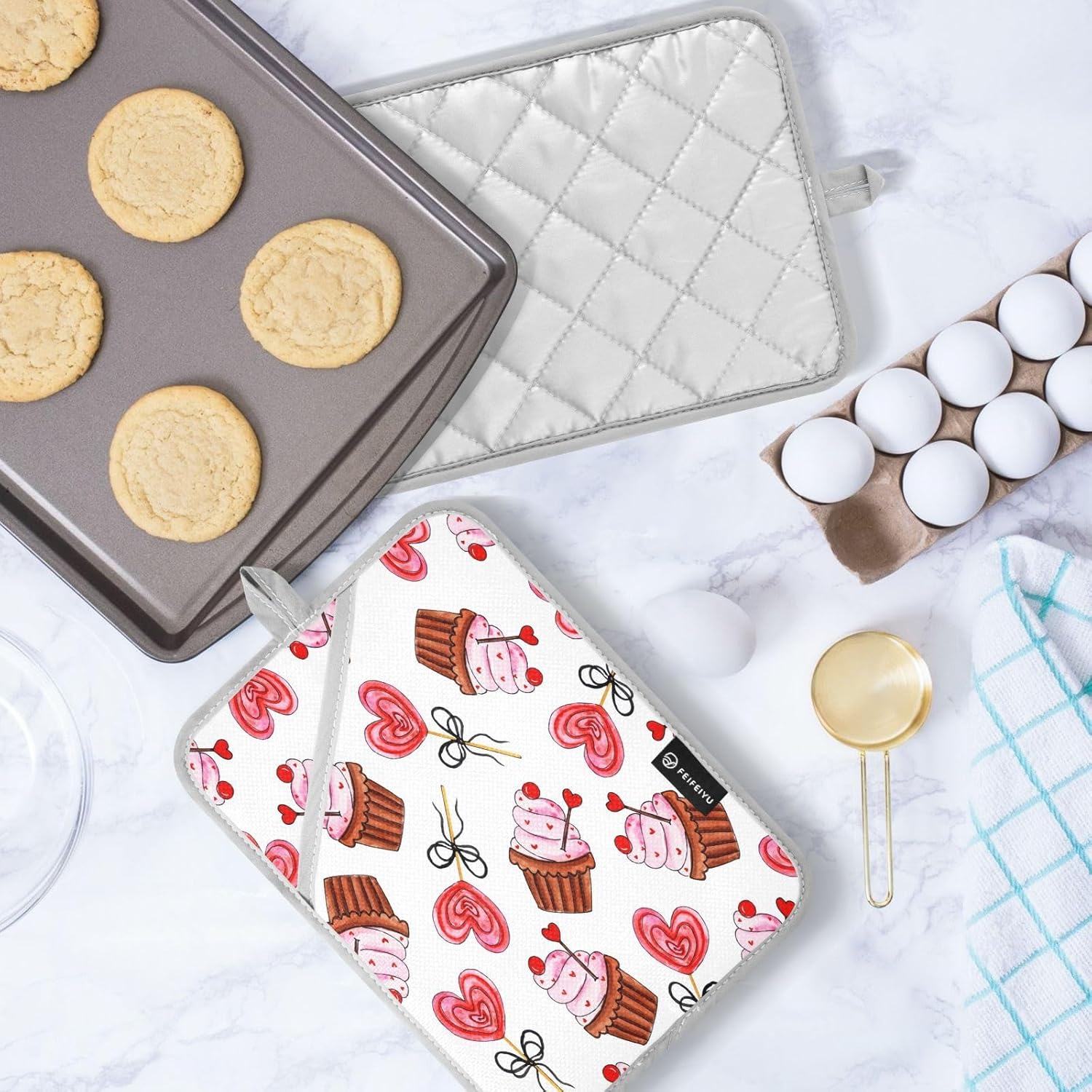 KCldeci Colorful Valentine Heat Resistant Potholders Set