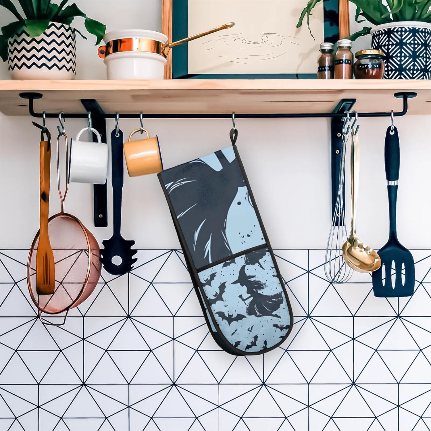 Halloween Trick or Treat Heat-Resistant Oven Mitt