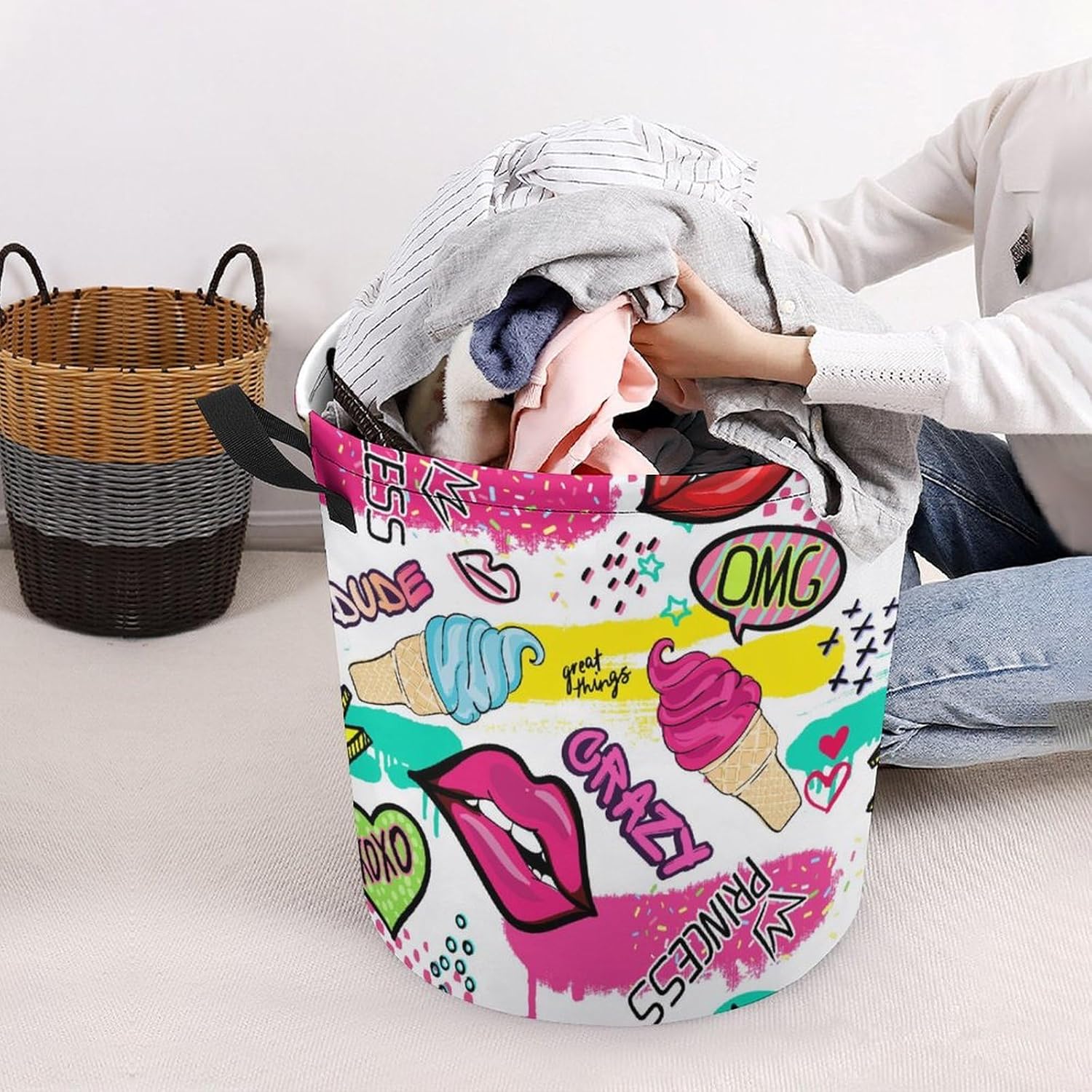 MEIKKO Cute Lips Stickers Laundry Hamper with Handles